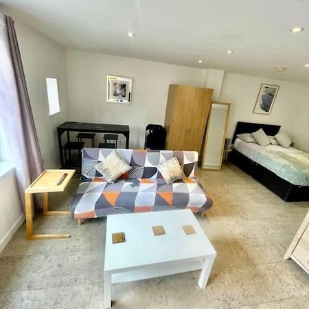 Cambridge City Centre Studio, Sleeps 3 Bagian luar foto
